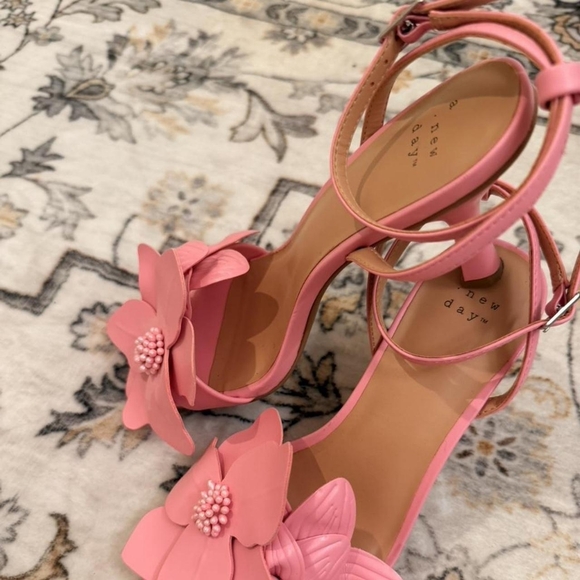 A New Day Women's Pink Flower Square Toe Strappy Sandals - Picture 4 of 4